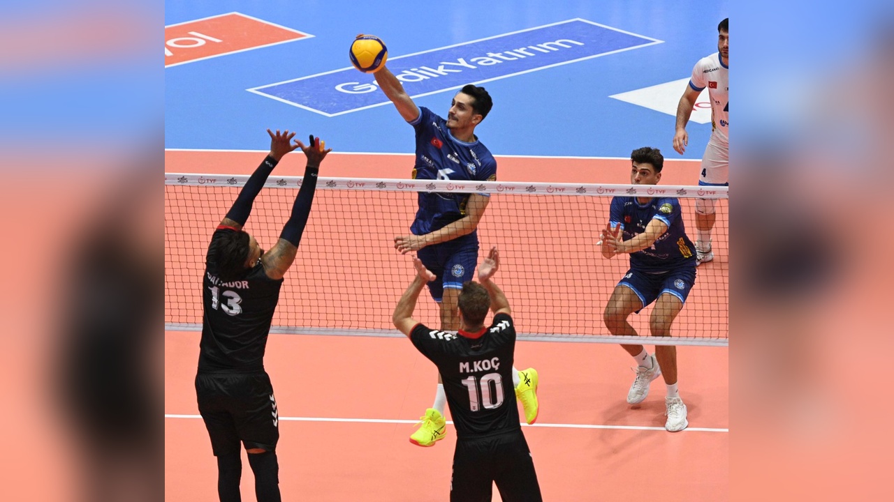 Ertuğrul Gazi, Arkas Spor ile yollarını ayırdı ve yeni kulübüne transfer oldu