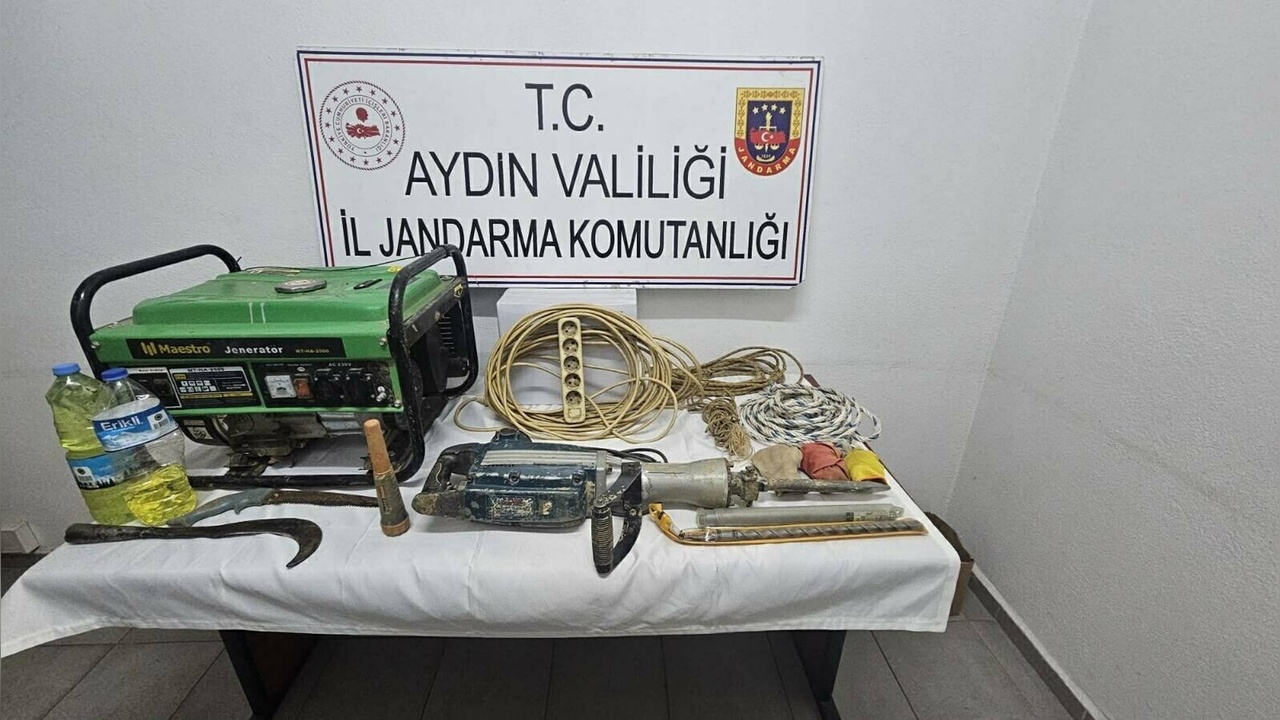 Kaçak Kazı Operasyonunda 8 Kişi Gözaltına Alındı