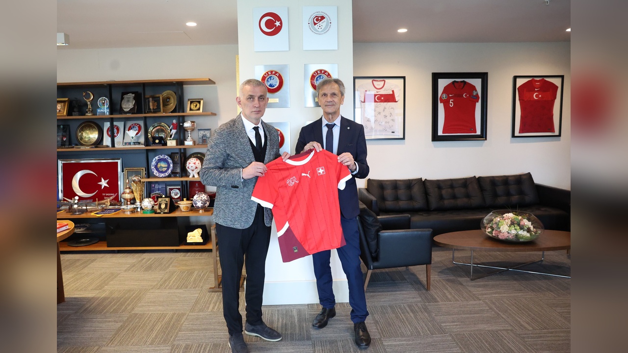 Blanc'tan Hacıosmanoğlu'na Ziyaret