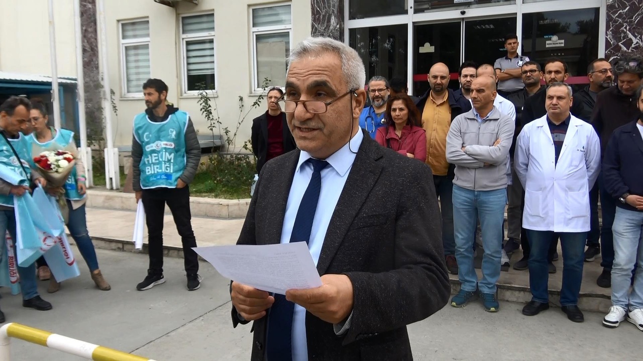 Hastanede Doktora Darp Sonrası İş Bırakma Eylemi Gerçekleşti