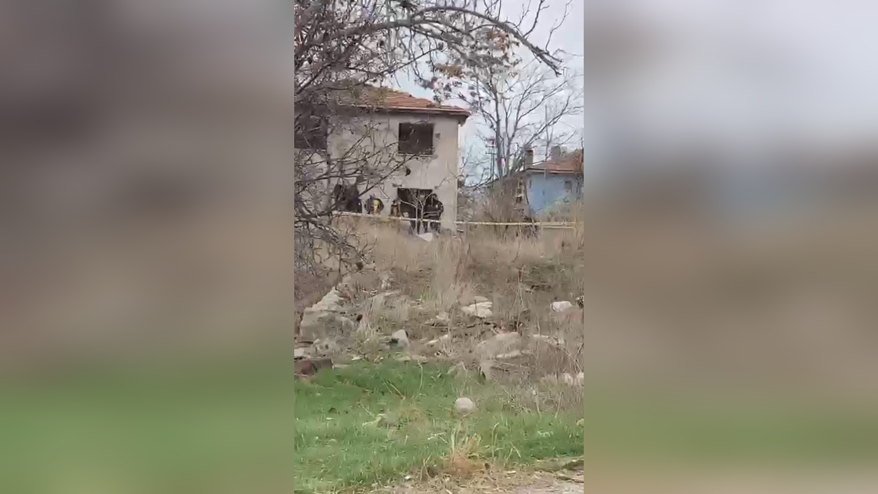 Metruk Bina Önünde Bulunan Çocukta Köpek Isırığı İzleri Tespit Edildi