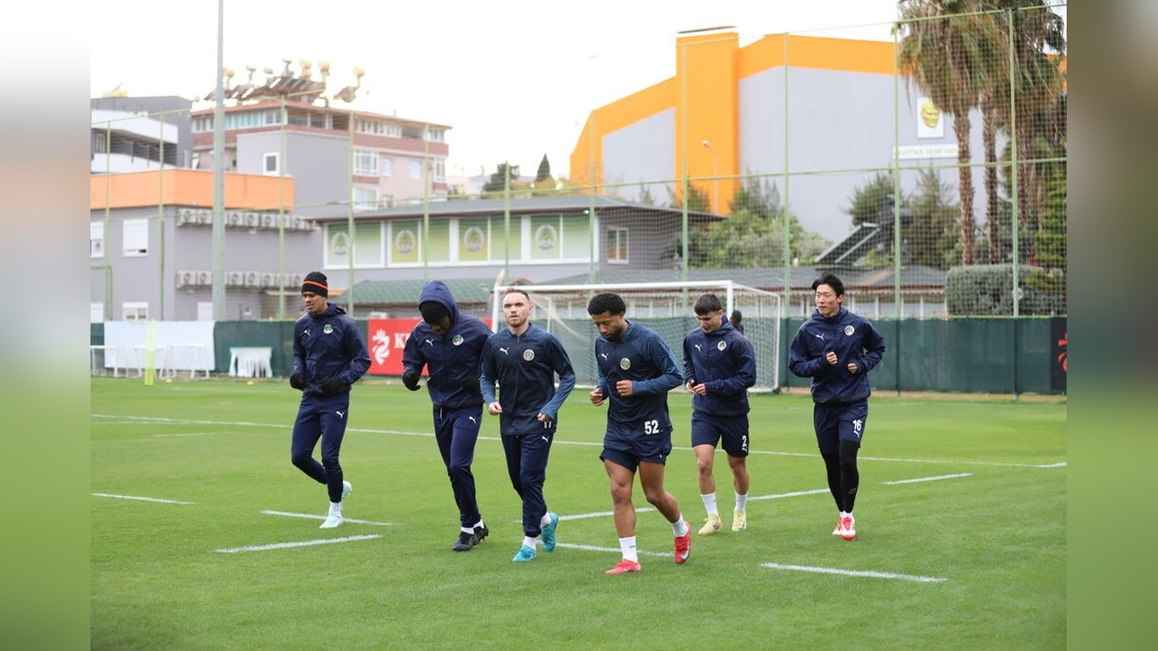 Alanyaspor, Antalyaspor Maçı İçin Hazırlıklara Girdi