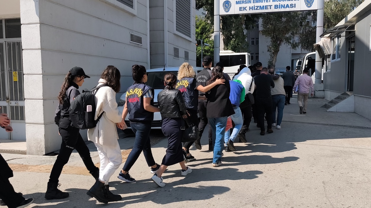 Kuyumcu ve İki Müdürü Dolandırıcılıktan Tutuklandı