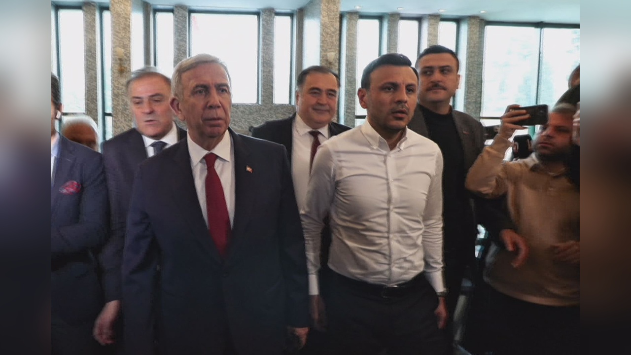 Mansur Yavaş, İBB Binasında Görevine Devam Ediyor