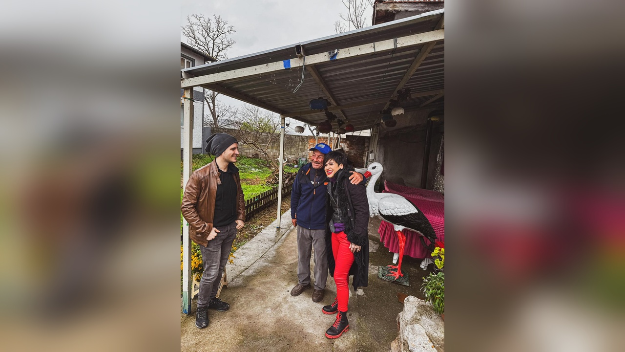 Aydilge, Adem Yılmaz ve Yaren Leylek'i Ziyaret Etti