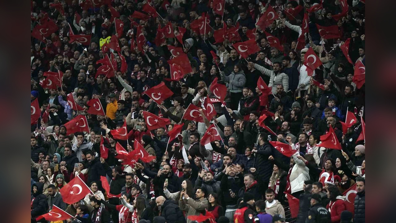 A Milli Futbol Takımı, İstanbul'da 910 Gün Sonra Sahaya Çıkıyor