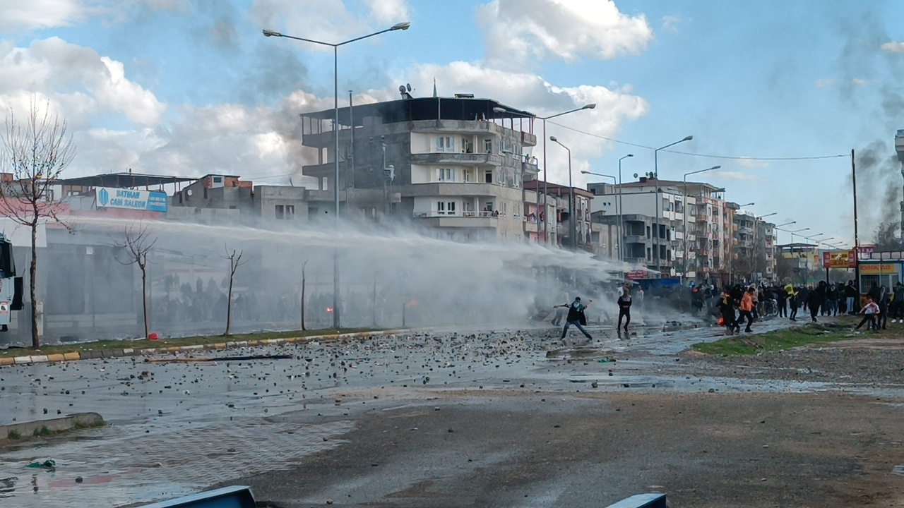 Nevruz Bayramı Batman ve Tunceli'de Coşkuyla Kutlandı