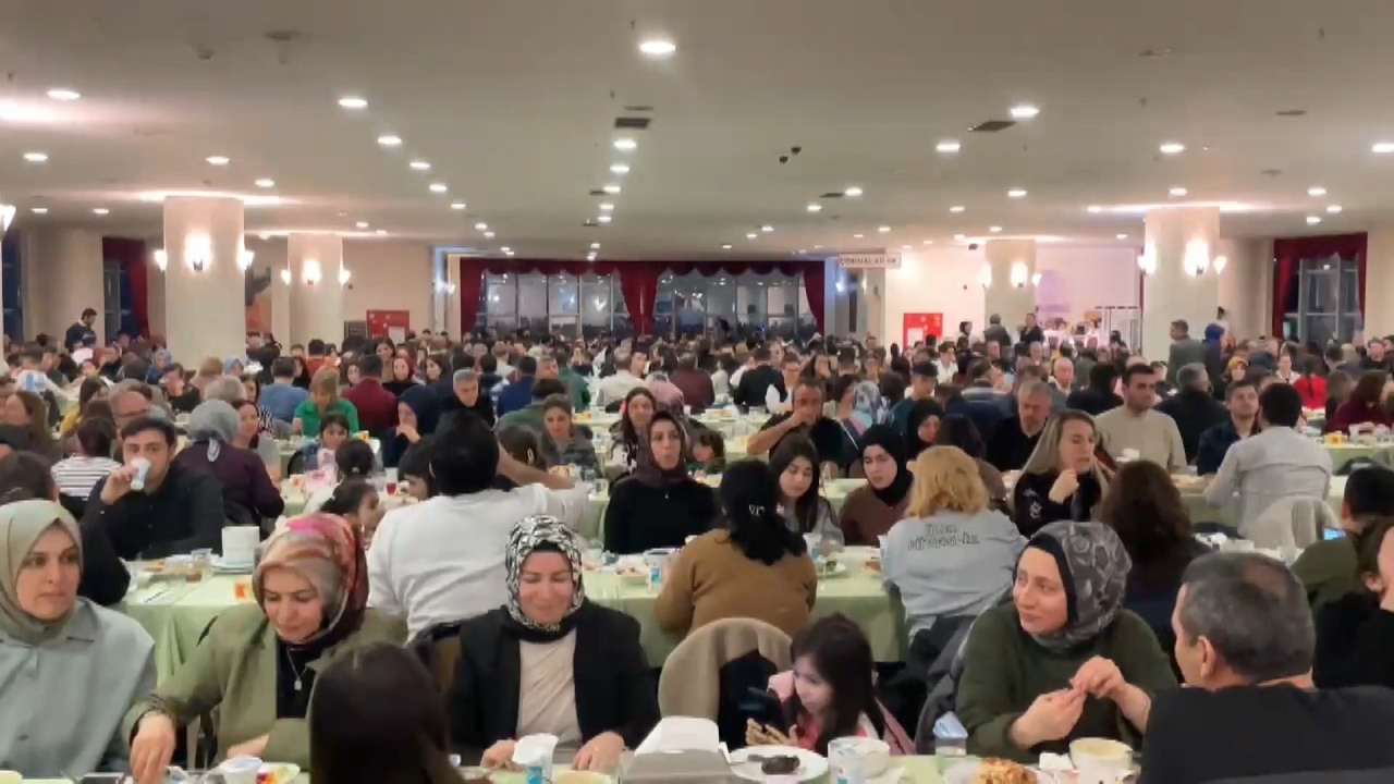 İstanbul Anadolu Adliyesi'nde İftar Programı Gerçekleştirildi