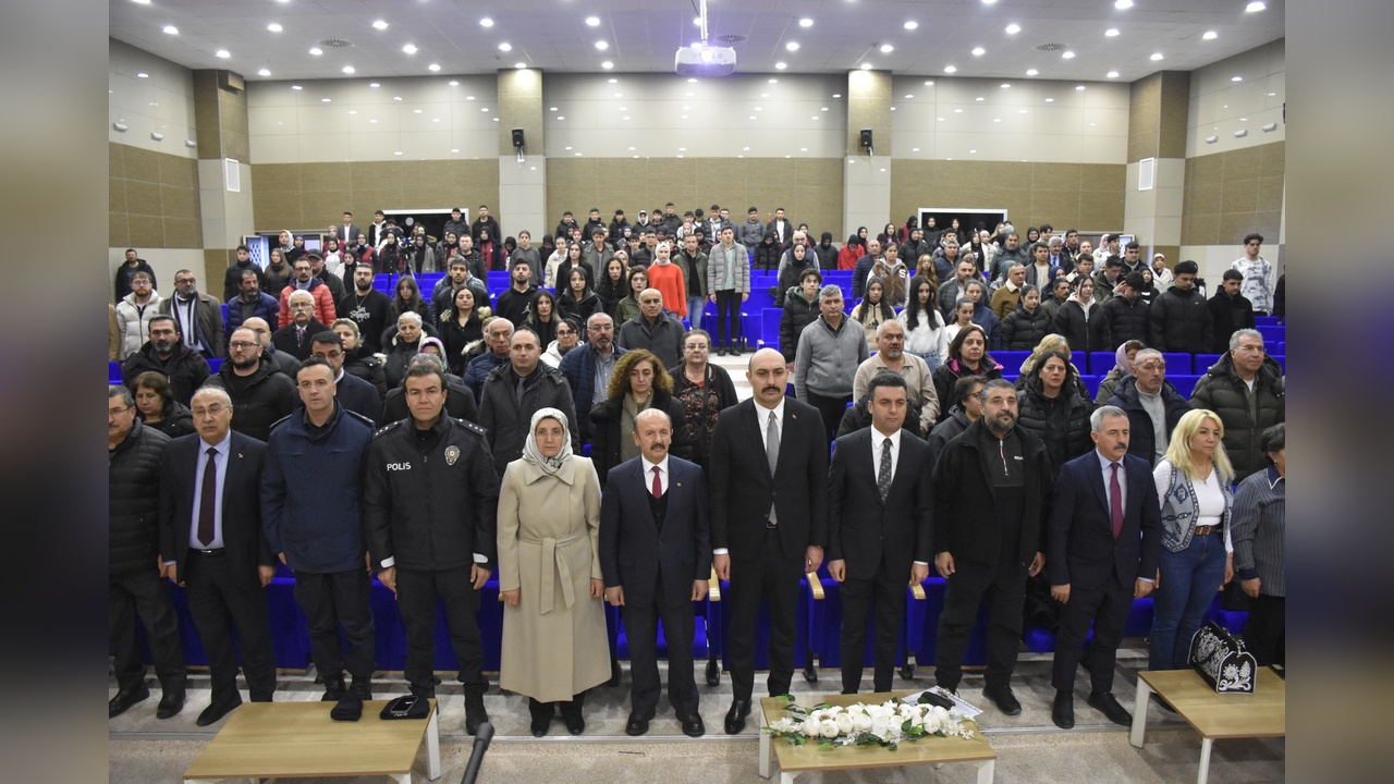Aşık Veysel, Ölümünün 52. Yılında Anma Töreniyle Hatırlandı