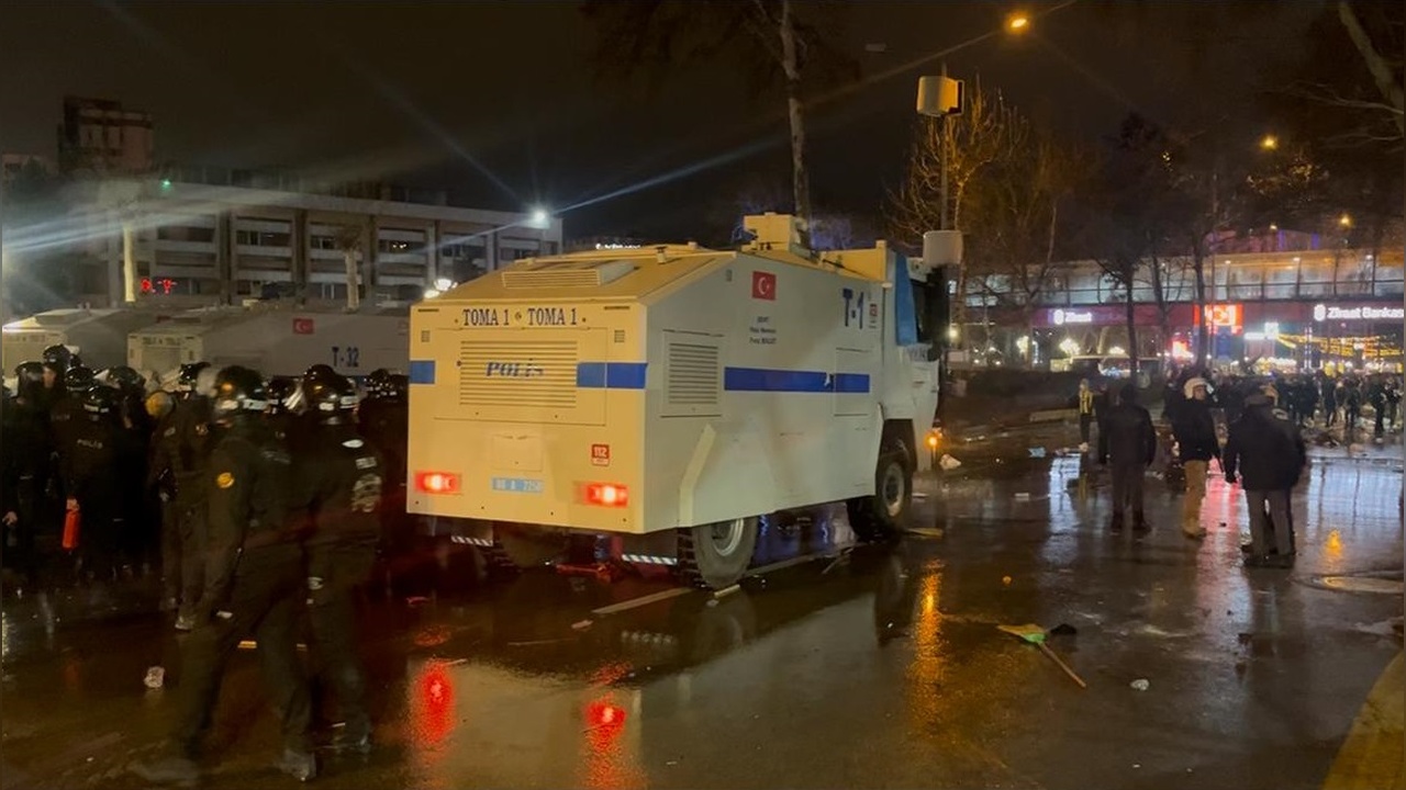 Mansur Yavaş'tan Demokratik Haklar Vurgusu