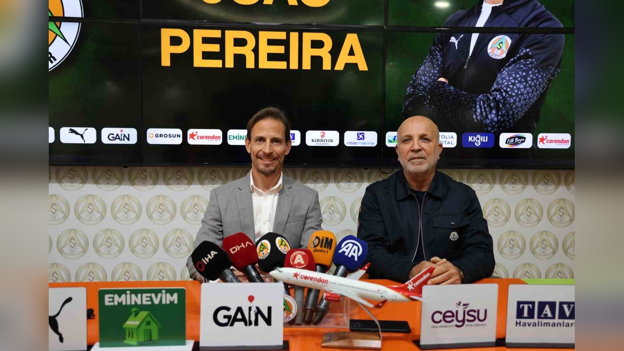 Alanyaspor, Joao Pereira ile 1,5 Yıllık Anlaşma Sağladı