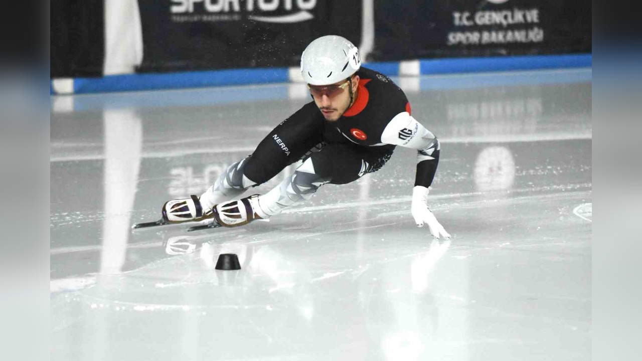 Erzurum'da Short Track Türkiye Şampiyonası Heyecanı Başladı