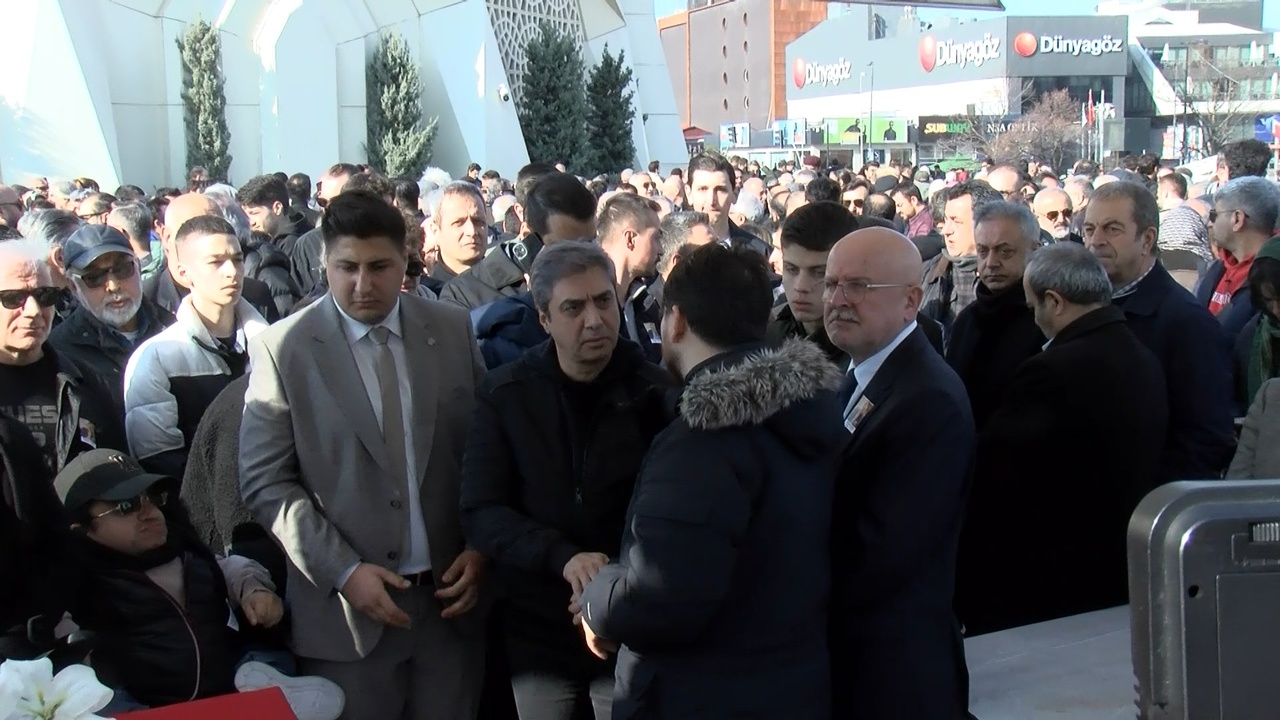 Yönetmen Osman Sınav, Son Yolculuğuna Uğurlandı