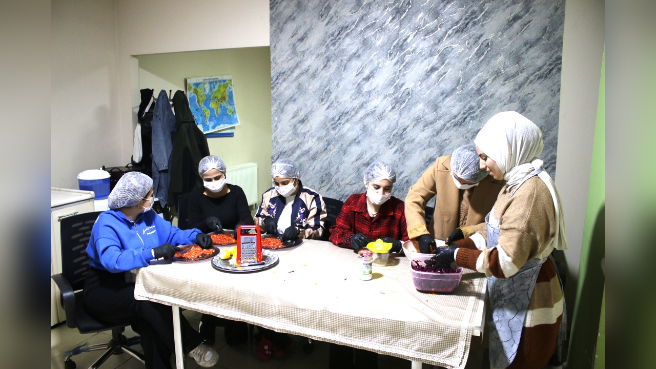 Yöresel Yemekler İhtiyaç Sahipleriyle Paylaşıldı