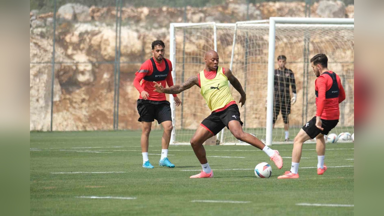 Atakaş Hatayspor, Kayserispor ile Oynayacağı Maç İçin Hazırlıklara Başladı