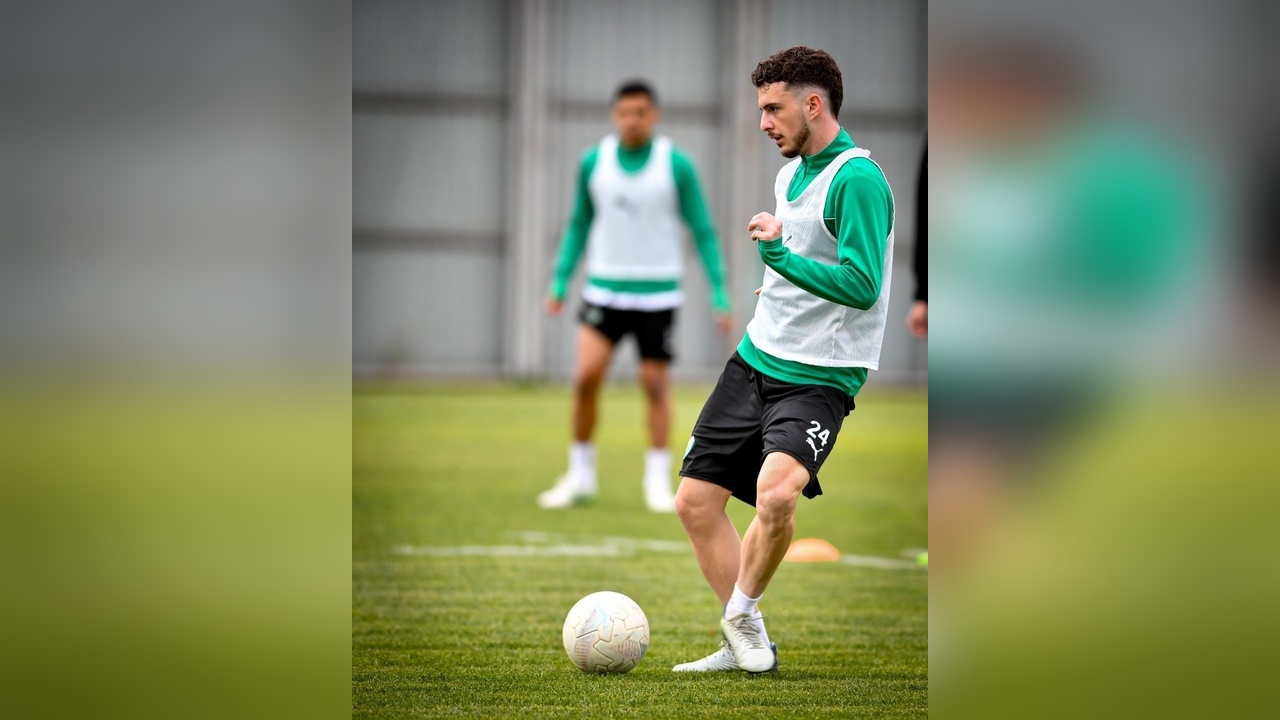 Bursaspor, Kemerkent Bulvarspor ile Maç Hazırlıklarını Sürdürüyor