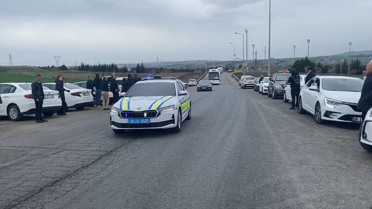 Özgür Özel, Ekrem İmamoğlu'nu Silivri Cezaevi'nde Ziyaret Etti