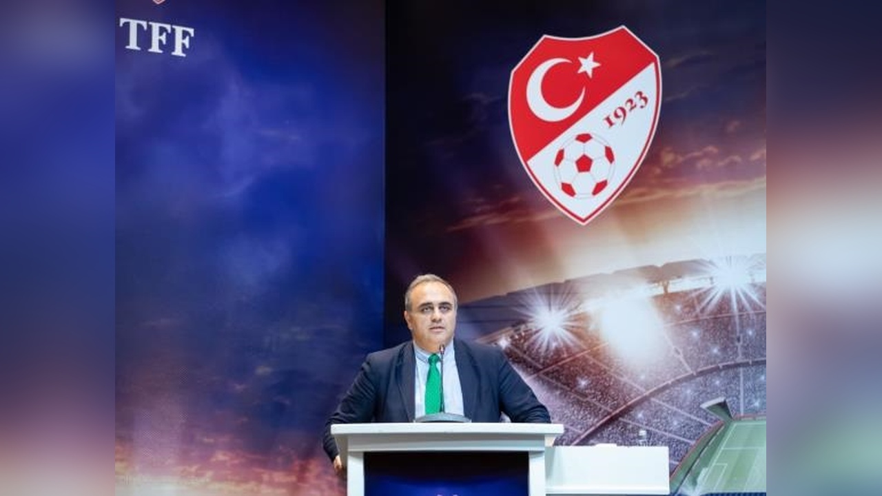 Ural Aküzüm, Kadın Futbolunu Dünya Futbol Zirvesi'nde Tanıtacak