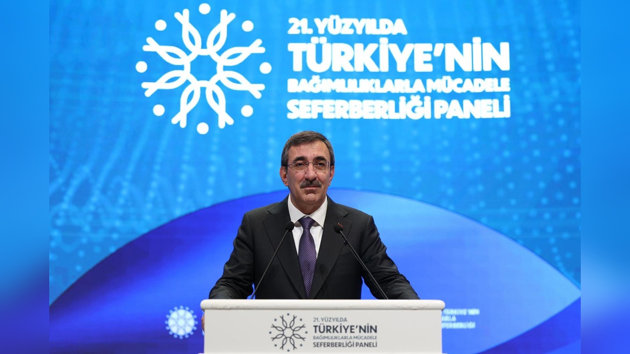 Cevdet Yılmaz'dan Hukuk Vurgusu