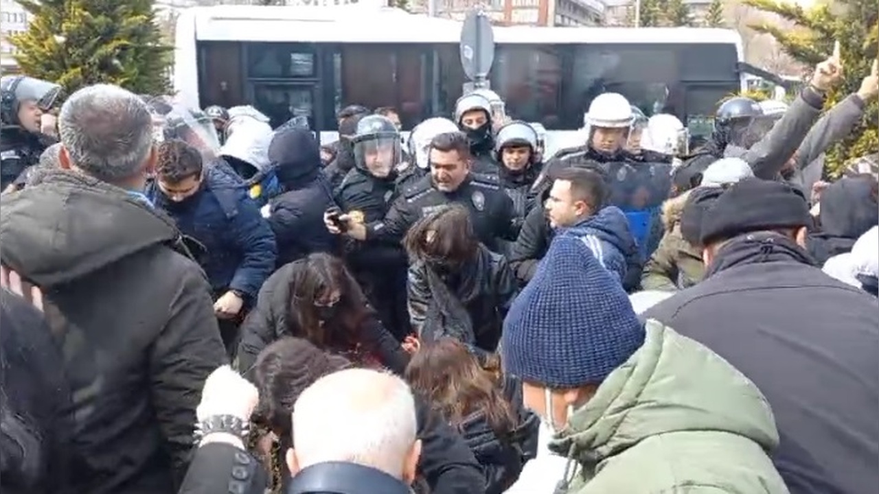 Kayseri'de İmamoğlu Protestoları Nedeniyle Dört Kişi Tutuklandı