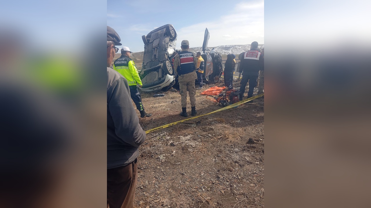 Kars'taki Trafik Kazası Canlı Yayında Gündeme Geldi