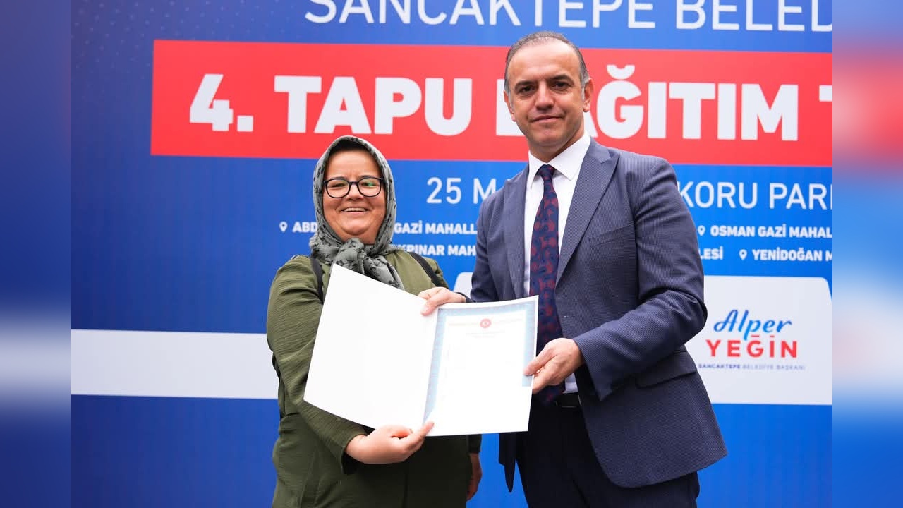 Sancaktepe'de 76 Hak Sahibine Tapu Dağıtımı Gerçekleşti