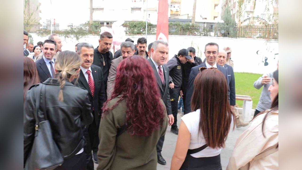 Gençlik ve Spor Bakanı Bak, Şırnak'ta Gençlerle Buluştu