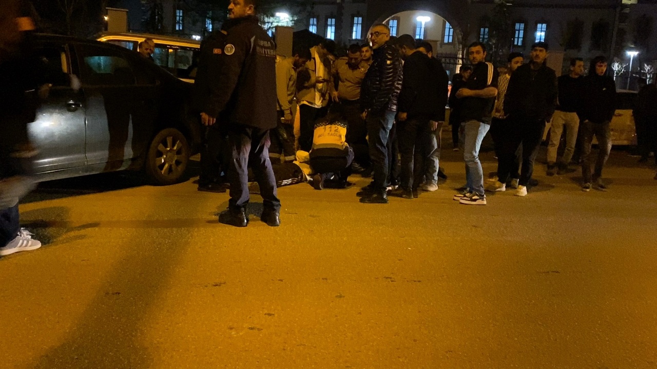 Otomobil Kazası Sonrası Çevreye Saldırı