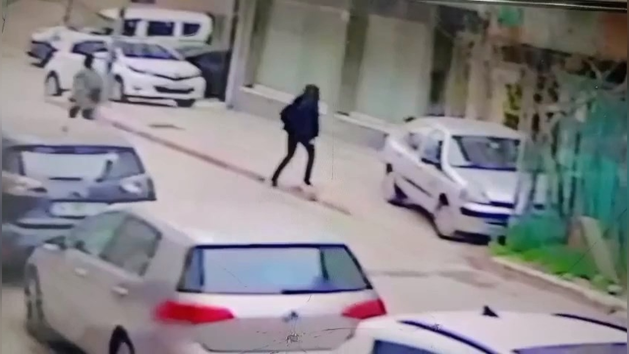 Sultangazi'de 6 Yaşındaki Çocuğun Skuteri Çalındı