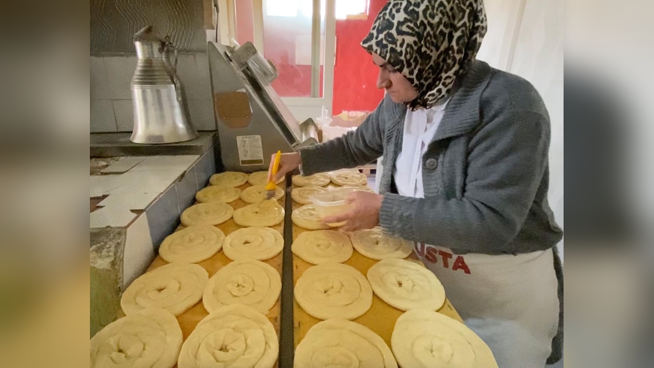Erzincan'da Ramazan Sofralarının Vazgeçilmezleri: Tandır Ekmeği ve Kete