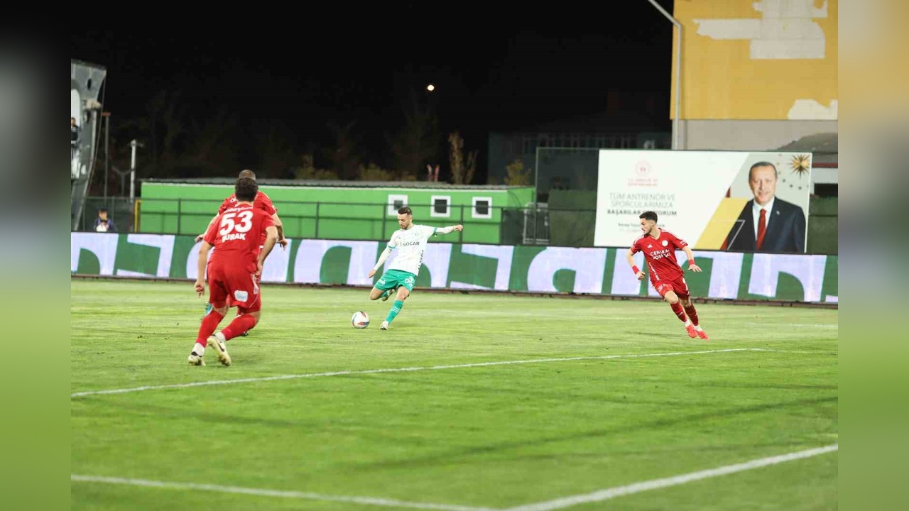 Iğdır FK ve Ümraniyespor Beraberlikte Kaldı