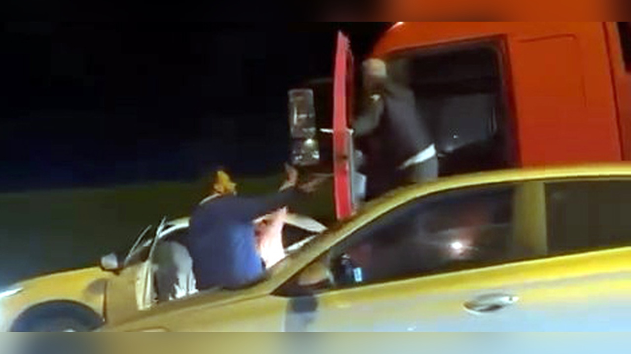 Avcılar'da Trafik Kavgası Güvenlik Kameralarına Yansıdı