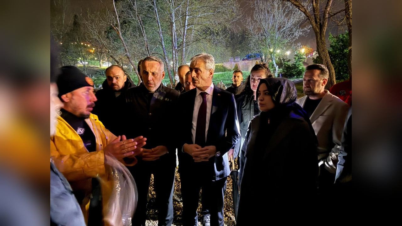 Kaan Ege'nin Kaybolduğu Sapanca Gölü'nde Kano Bulundu