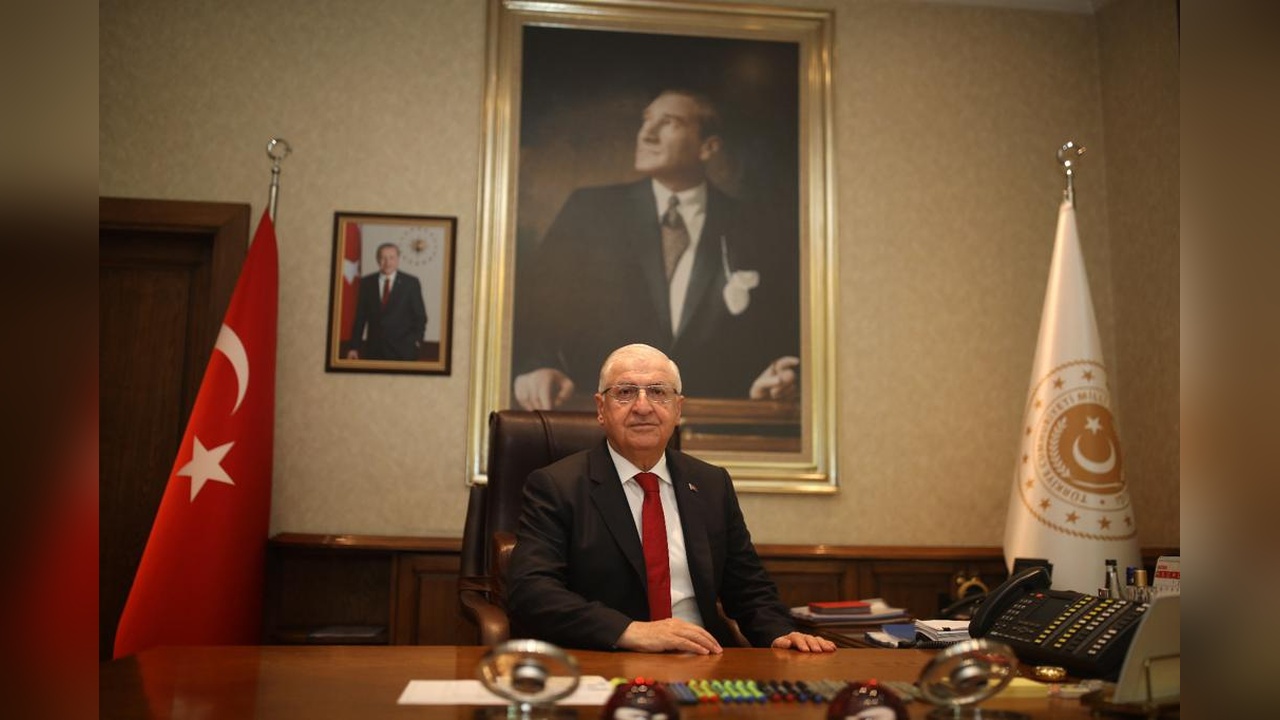 Bakan Güler, Ramazan Bayramı'nı Kutladı