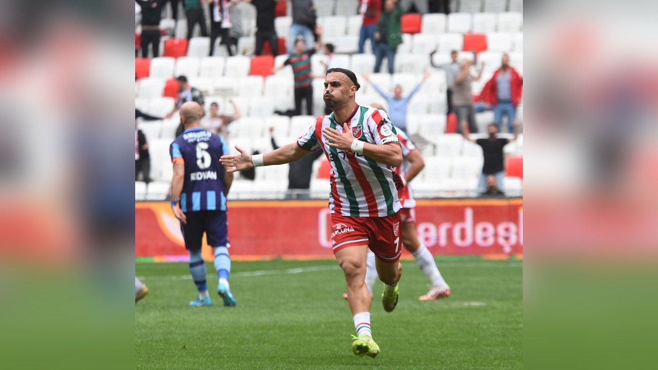 Ali Sinan, Karşıyaka'da Coşkuyla Karşılandı
