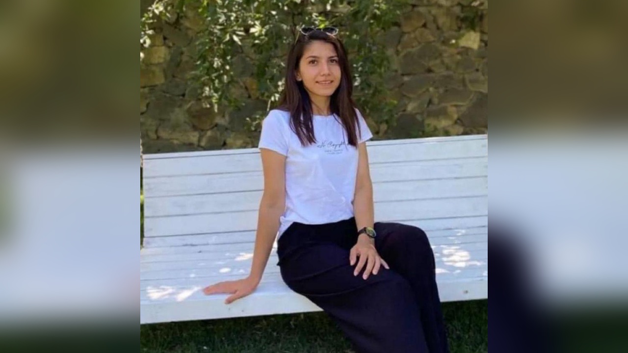 Reklam Panosu Davasında 15 Günlük Tahliye Kararı