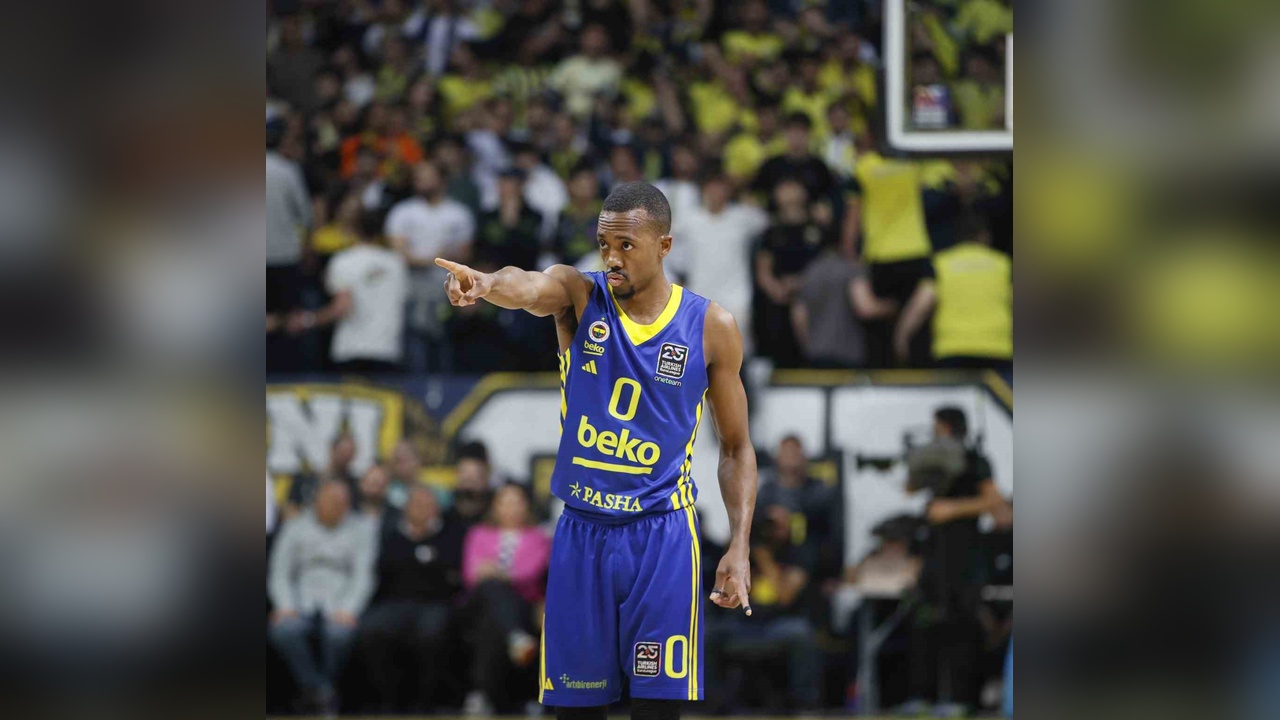 Fenerbahçe'nin Yıldız Oyuncusu Errick McCollum Sakatlık Geçirdi
