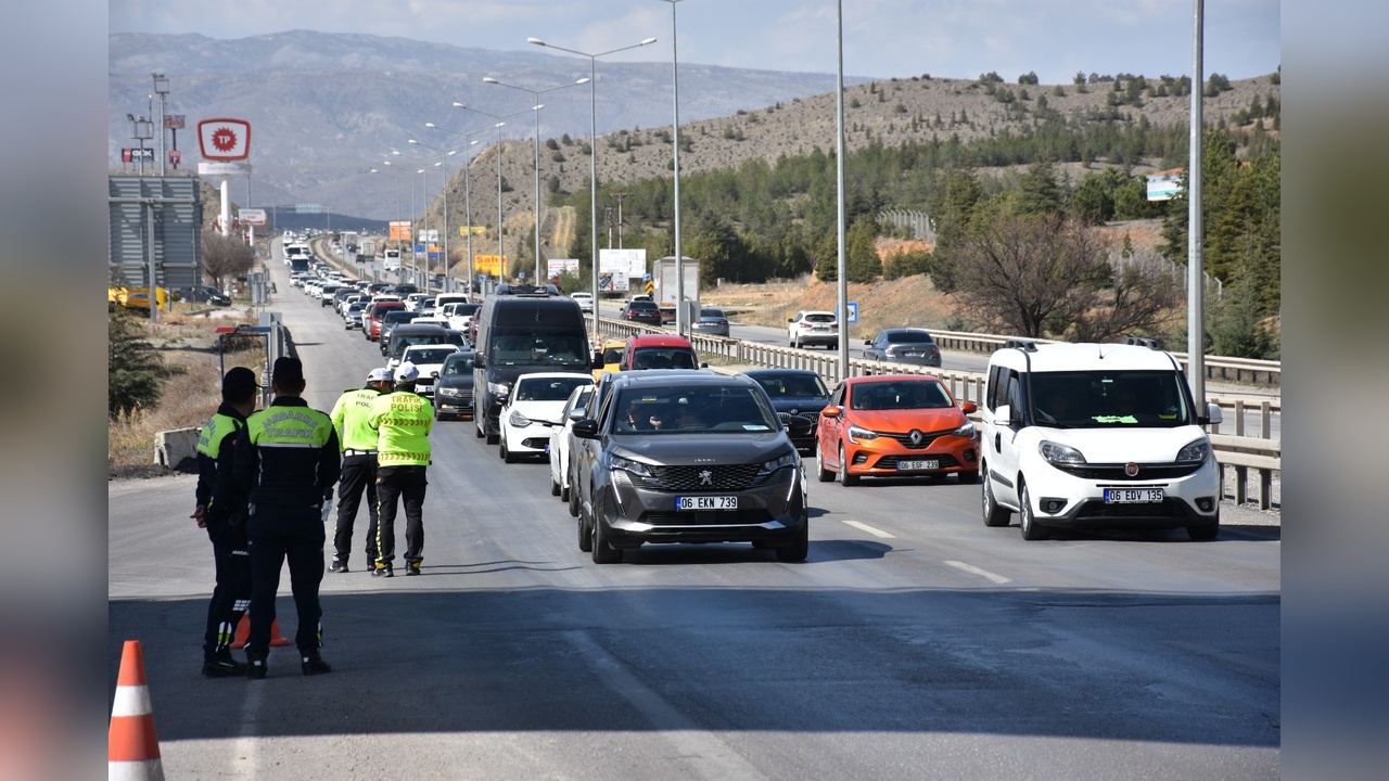 Kırıkkale'de Bayram Trafiği İçin Denetimler Yapıldı