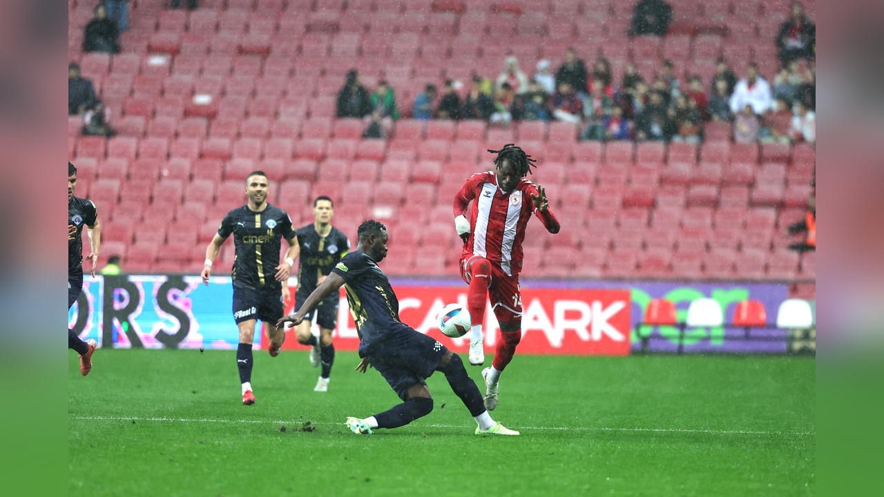 Kasımpaşa, Samsunspor'u Deplasmanda Mağlup Etti