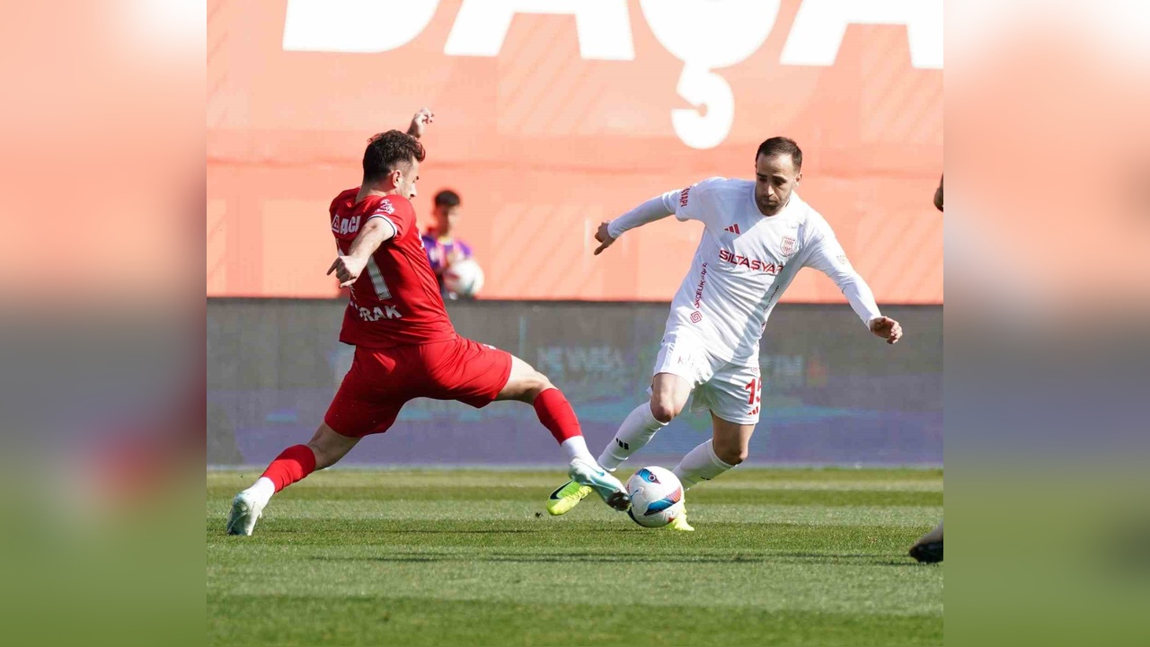 Pendikspor ve Çorum FK Beraberlikte Kaldı