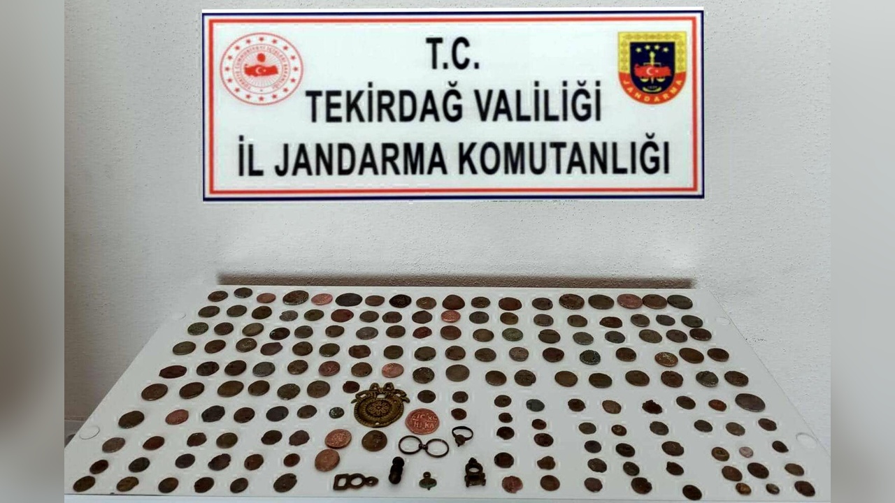 Tekirdağ'da Tarihi Sikkeler Ele Geçirildi