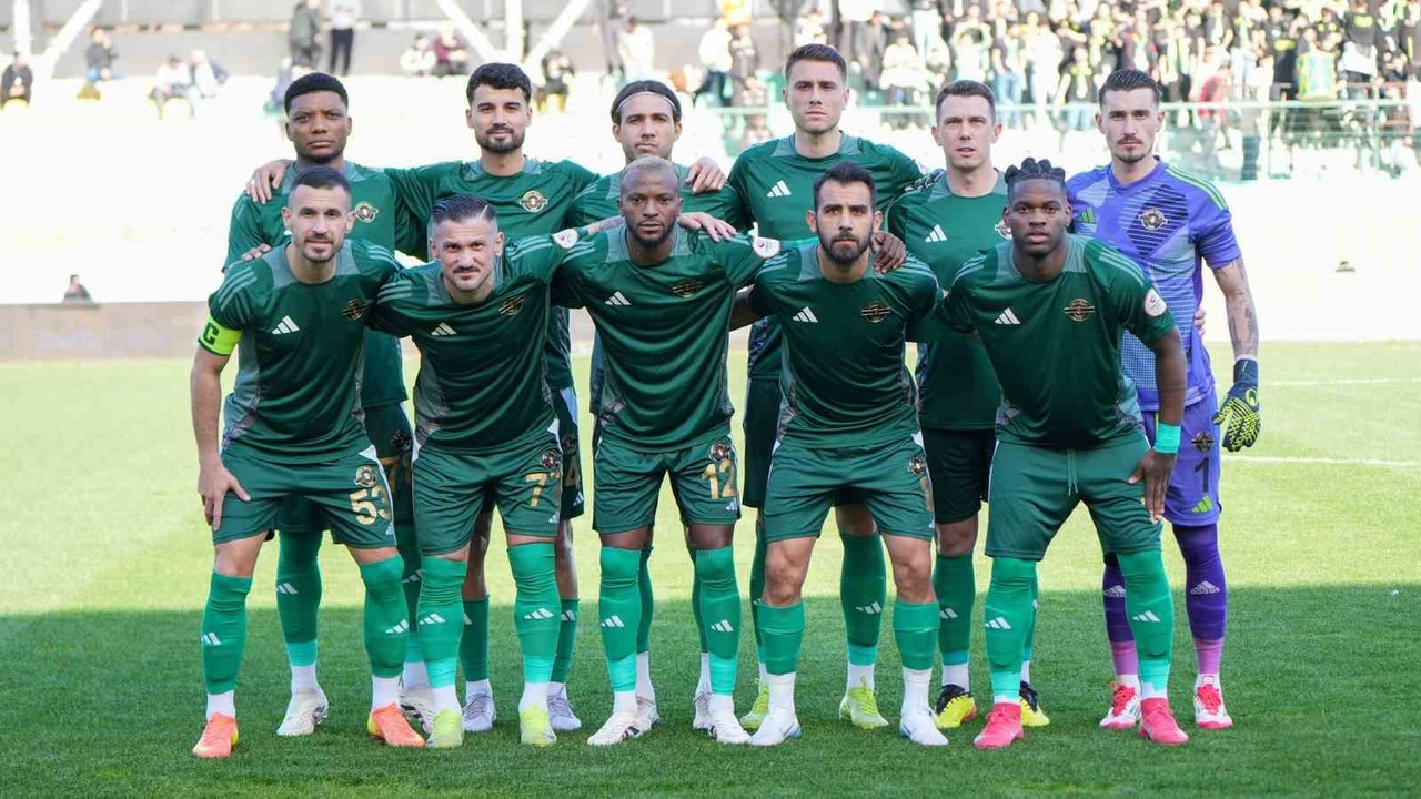 Esenler Erokspor, MKE Ankaragücü'nü 3-1 Mağlup Etti