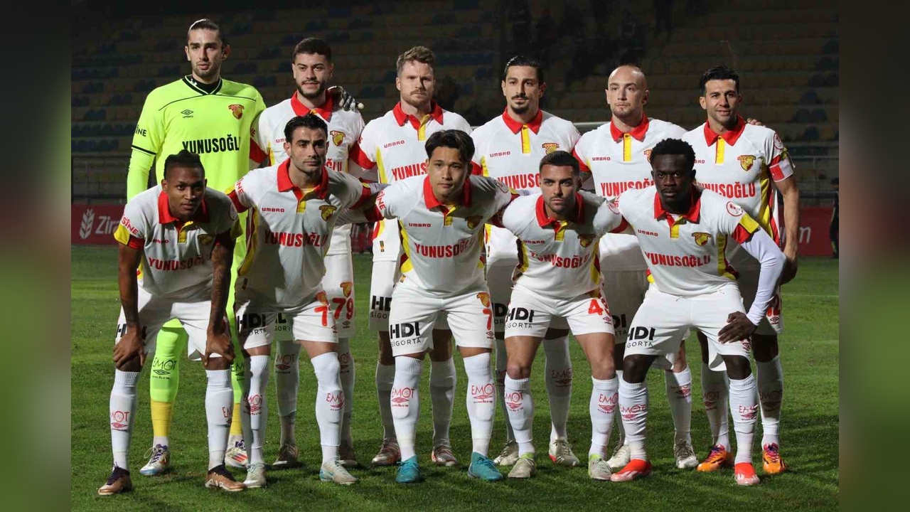 Göztepe, 49 Yıl Aradan Sonra Yarı Finale Göz Kırpıyor