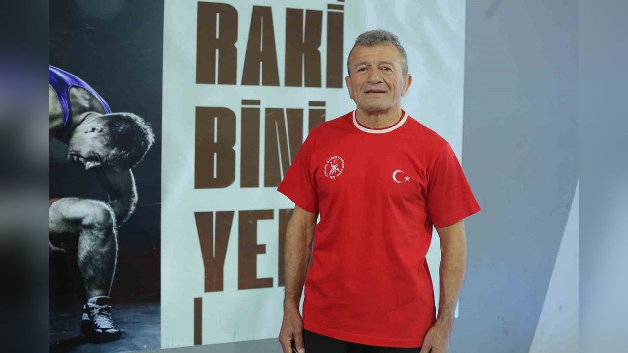 Yalova'da Kenan Bektaş, 39 Yıldır Gençlere Spor Sevgisi Aşılıyor