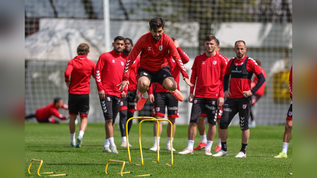 Samsunspor, Antalyaspor Maçı İçin Hazırlıklarını Tamamlıyor