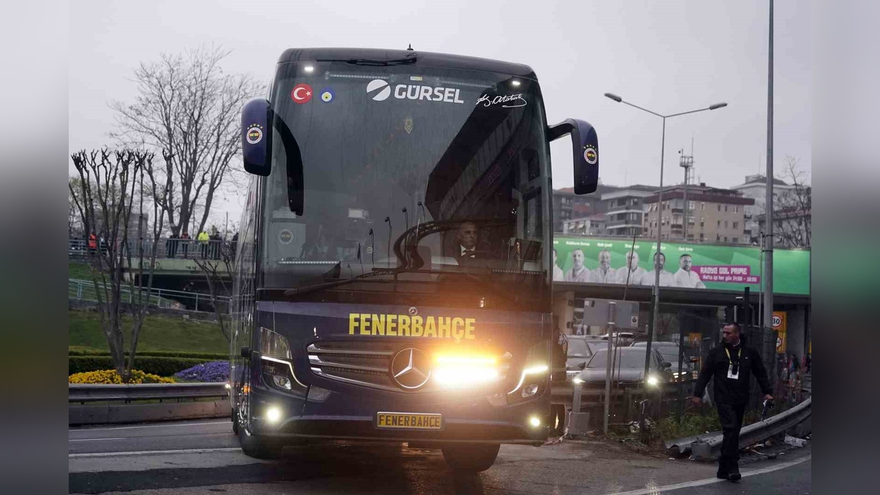 Fenerbahçe Derbi İçin Stadyumda