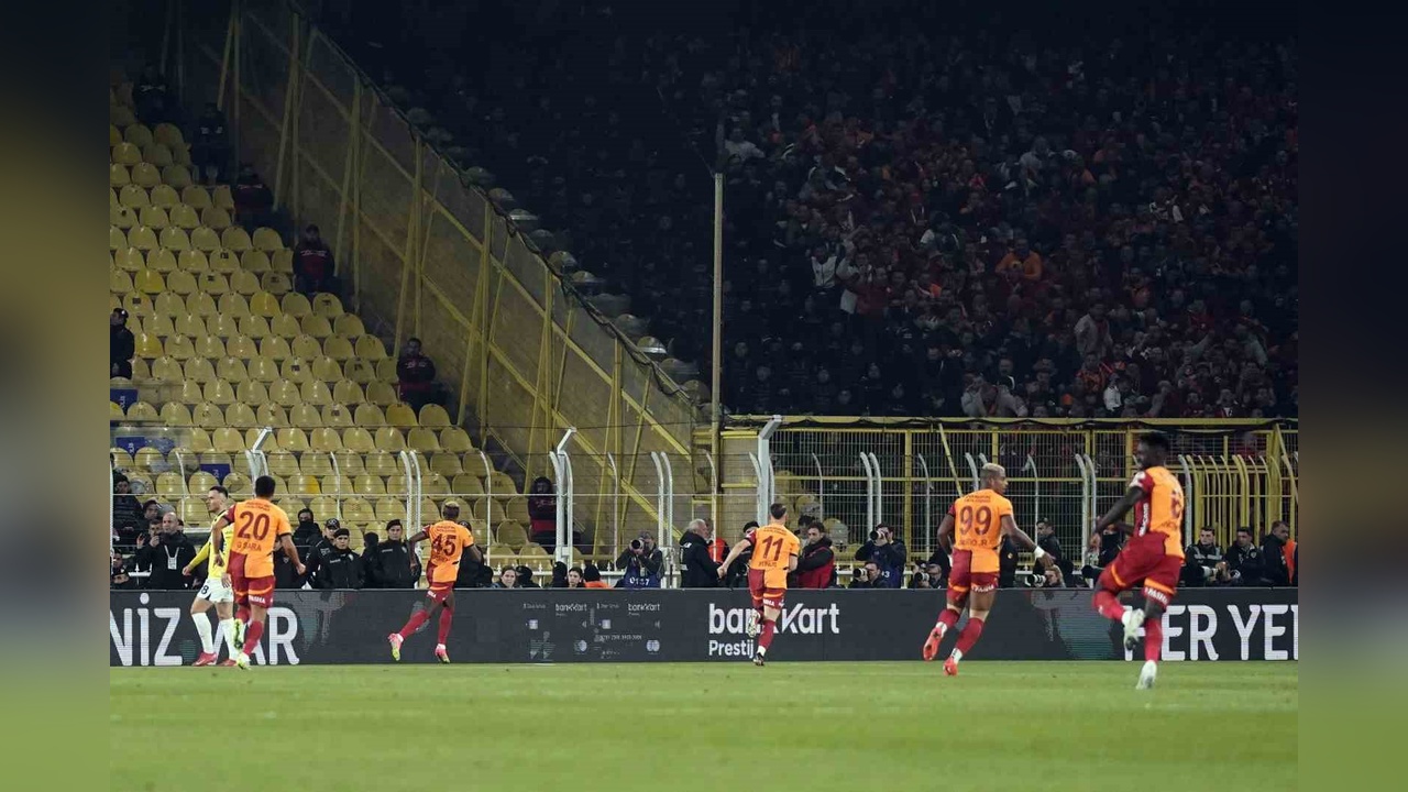 Galatasaray, Ziraat Türkiye Kupası'nda Fenerbahçe'yi Geride Bıraktı