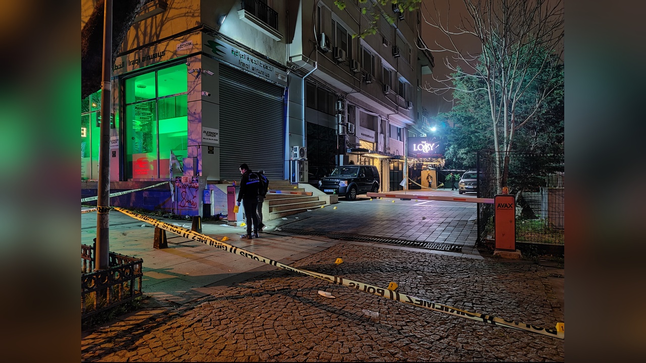 Şişli'deki Eğlence Mekanında Silahlı Çatışma: İki Kişi Yaralandı