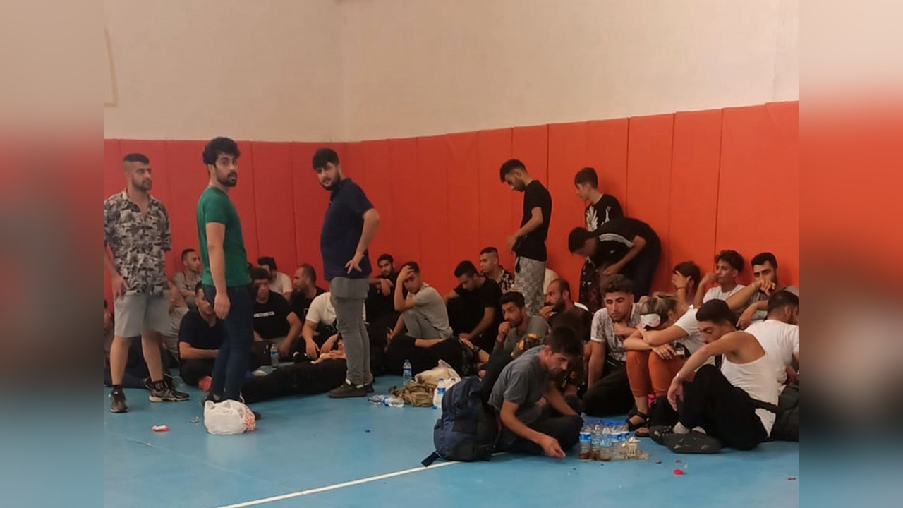 Türkiye, Son Beş Yılda 1 Milyondan Fazla Düzensiz Göçmeni Yakaladı