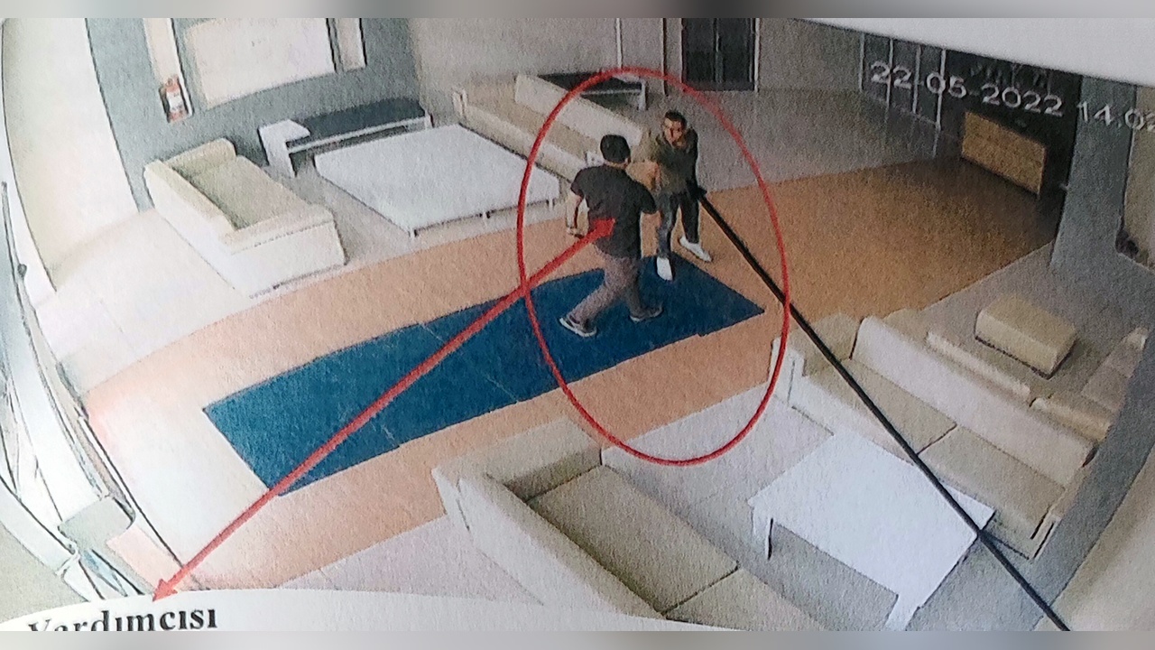 MİT Görevlisi Kılığındaki Dolandırıcı, 16 Kişiyi 130 Bin Dolar Zarar Ettirdi